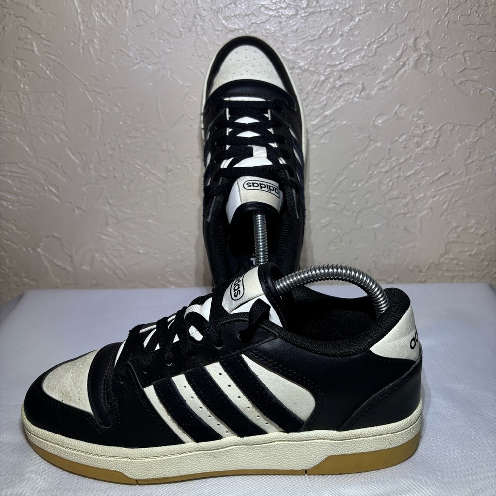 Adidas Break Start Shoes size 5.5 Boys and Gurls